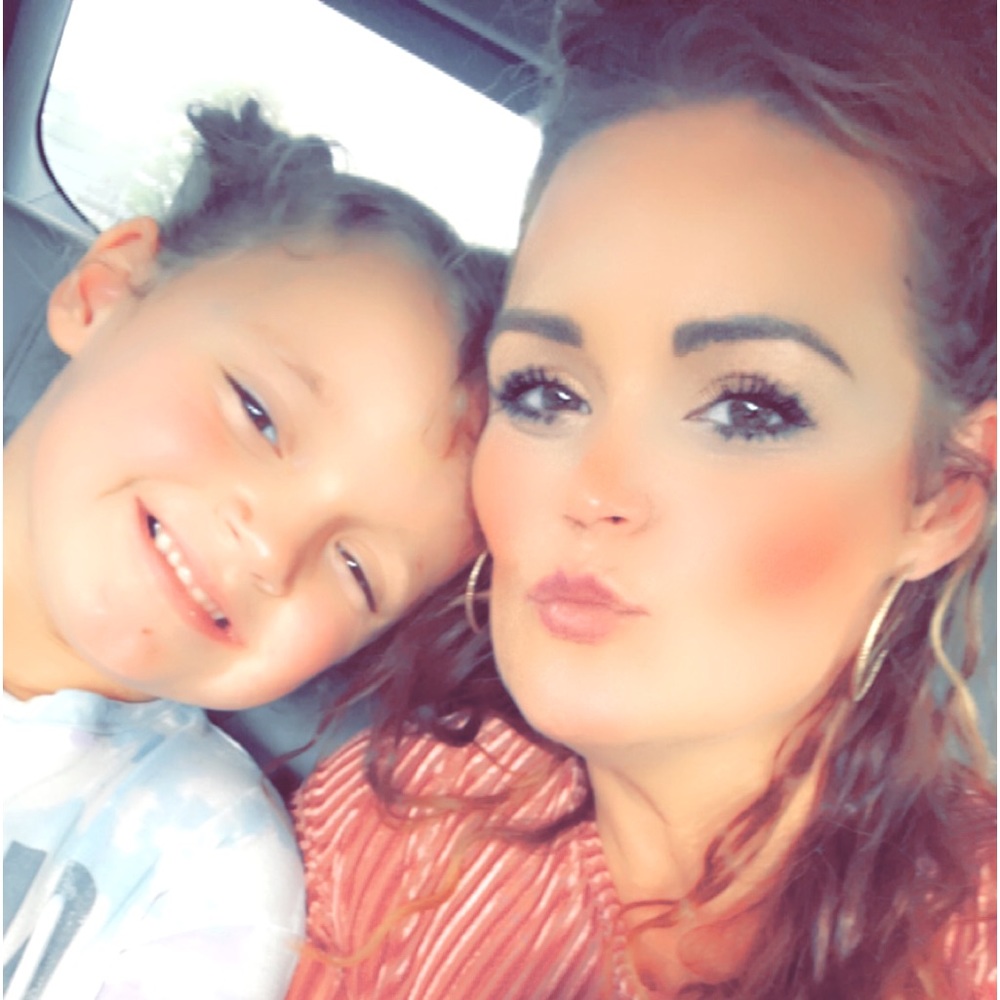 Meet your Posher, Haley